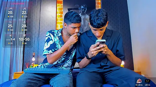 Jack and Joes online show from December 5, 3:04 am