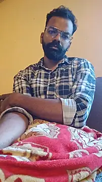 nithinrr online show from November 14, 2:10 am