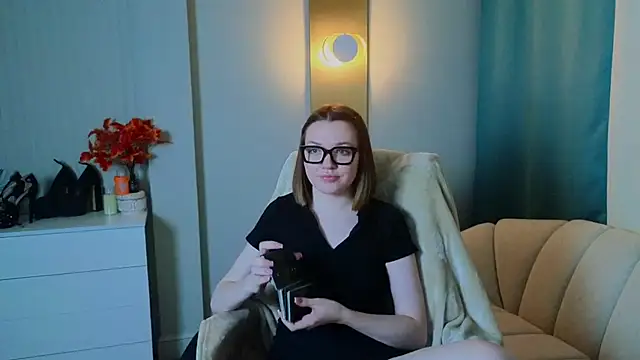 R I N A online show from November 3, 1:08 am