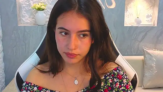 Nikka Tx online show from February 7, 8:45 pm