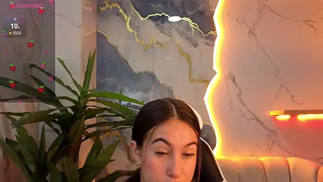 Nikka Tx online show from February 21, 12:50 pm