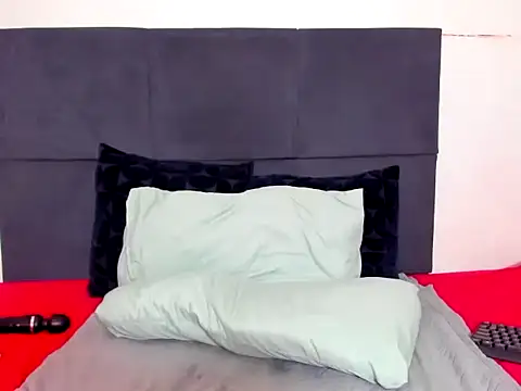 ThickLeeyanaXX online show from November 9, 5:33 pm