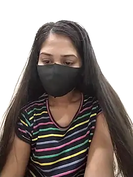 Green LaDY66 online show from November 10, 8:57 am