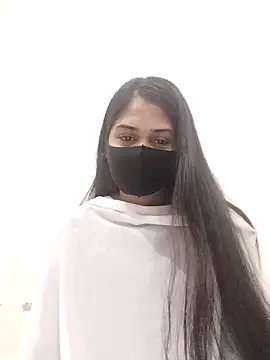 Green LaDY66 online show from November 17, 5:46 am