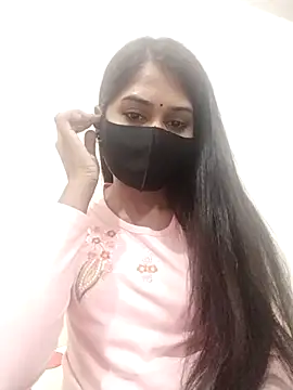 Green LaDY66 online show from November 29, 6:55 pm