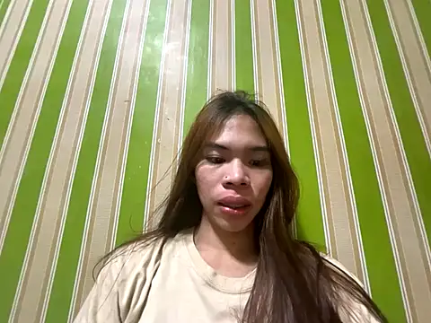 kierra fox online show from December 5, 2:14 pm