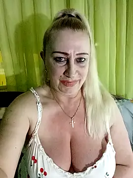 Esenia505 online show from May 5, 1:41 pm