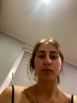 Snapshot of Aliccaa chatting on October 28, 6:32 pm Aliccaa online show from October 28, 6:32 pm