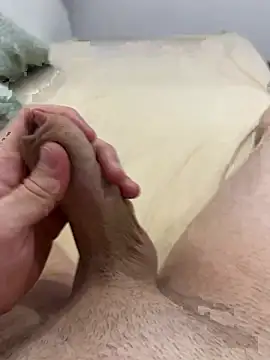 Boysbouy online show from February 16, 8:05 pm