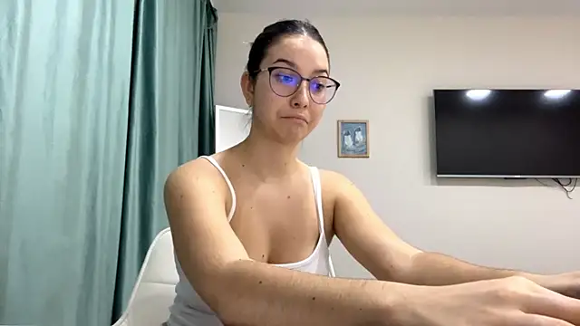 Allisgree online show from December 21, 11:17 am