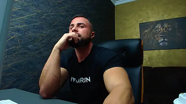 HayesWood online show from November 6, 5:52 am