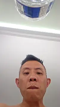 Snapshot of mrfreaky83 chatting on November 16, 4:40 am mrfreaky83 online show from November 16, 4:40 am