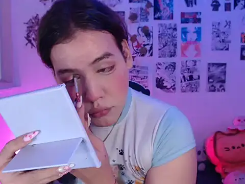 reiko doll online show from December 15, 7:07 pm