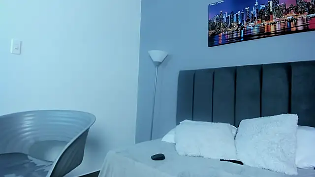 samantaortega   online show from November 7, 12:32 am