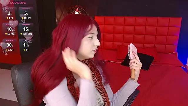 Snapshot of Lilaaa_1 chatting on November 5, 8:31 pm Lilaaa 1 online show from November 5, 8:31 pm