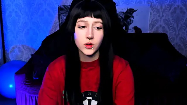 Snapshot of kamisama_ami chatting on October 31, 7:04 pm kamisama ami online show from October 31, 7:04 pm