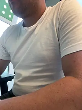 LeoBlaze13 online show from January 5, 8:56 pm