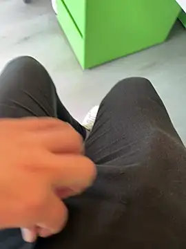 LeoBlaze13 online show from February 9, 8:02 pm