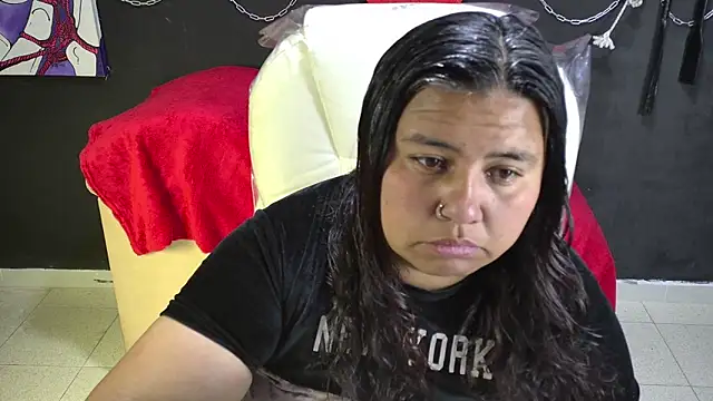 serenamystsh online show from November 25, 1:38 am