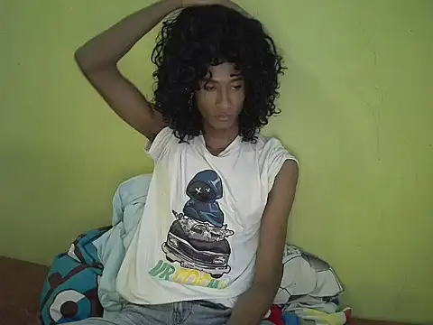 skinniyGabriel online show from December 3, 12:25 pm