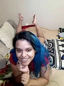 Snapshot of aye_tinakopixx chatting on December 18, 6:41 am aye tinakopixx online show from December 18, 6:41 am