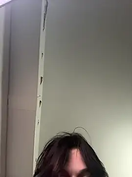 romanceteen online show from November 9, 9:35 pm