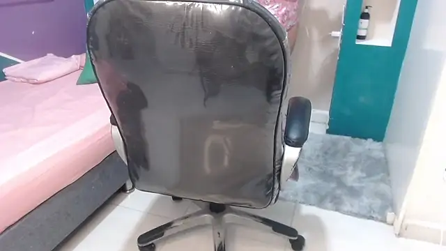 gygyfox online show from November 24, 10:31 pm