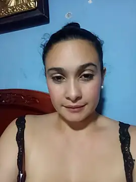 Isa-Giraldo online show from November 19, 2:00 am