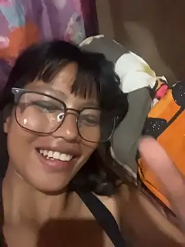 hottiebabe23 online show from November 17, 11:54 pm