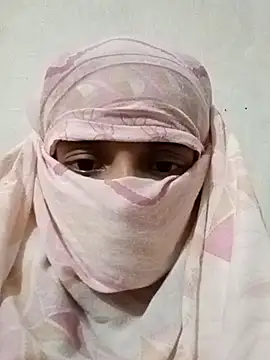 Quenn-Jiya752 online show from October 31, 1:23 pm