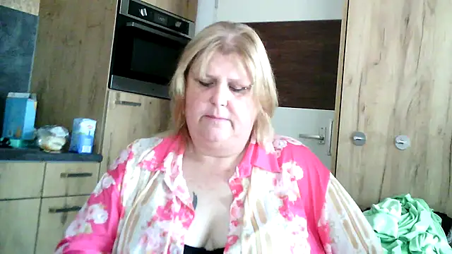 Sylviastar46 online show from March 24, 9:14 am