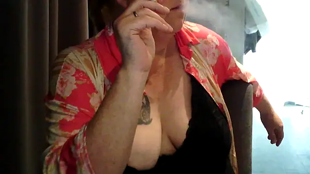 Snapshot of Sylviastar46 chatting on June 3, 4:01 pm Sylviastar46 online show from June 3, 4:01 pm
