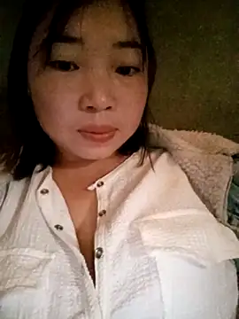 julybe online show from November 6, 4:57 am