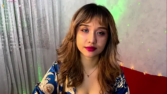 LovelyLara online show from December 5, 6:26 pm