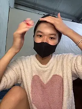 Snapshot of BUNNY050465 chatting on November 6, 3:57 pm BUNNY050465 online show from November 6, 3:57 pm