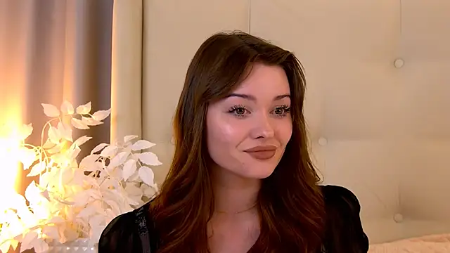 Snapshot of VickiBanx chatting on October 30, 7:21 am VickiBanx online show from October 30, 7:21 am