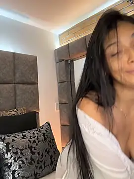 BrigitteVons online show from March 18, 3:53 am