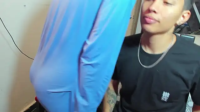 MollyandFher online show from November 21, 12:15 pm