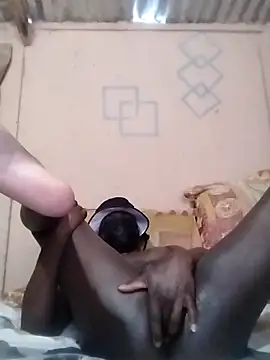 Snapshot of Reajune2001 chatting on November 21, 9:52 am Reajune2001 online show from November 21, 9:52 am