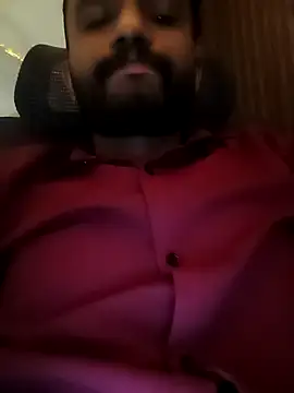 Snapshot of Advance01 chatting on November 6, 10:27 am Advance01 online show from November 6, 10:27 am