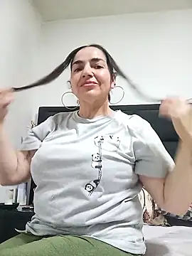 MaryRoze  online show from May 26, 1:01 am