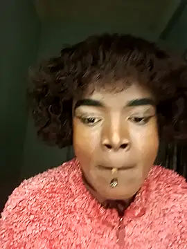 Snapshot of Lucile_Carrie chatting on November 16, 9:53 pm Lucile Carrie online show from November 16, 9:53 pm