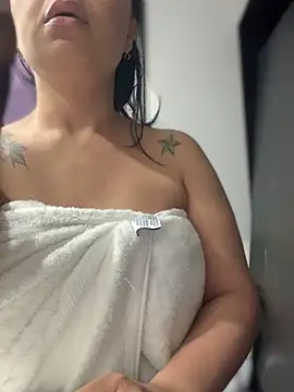 Natural BIGASS Nina online show from November 16, 9:48 am