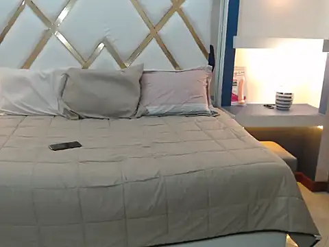 lia cr1 online show from November 8, 8:51 pm