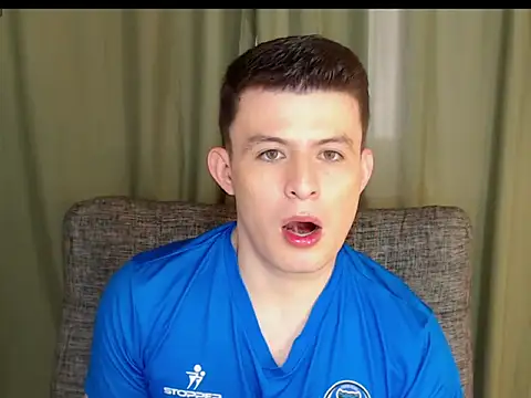 Snapshot of MARCUS_FIRE chatting on November 6, 8:32 pm MARCUS FIRE online show from November 6, 8:32 pm