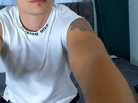 Latin Pboy online show from January 14, 9:52 pm