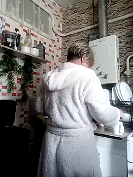 MilkySky online show from February 5, 7:02 am