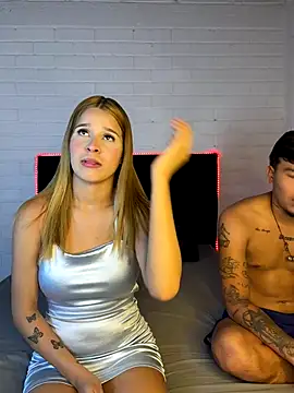 Snapshot of sweettender_girl chatting on November 11, 6:41 pm sweettender girl online show from November 11, 6:41 pm