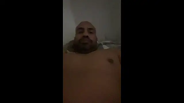 Snapshot of CoupleHotLatinBigAss chatting on February 21, 7:09 am CoupleHotLatinBigAss online show from February 21, 7:09 am