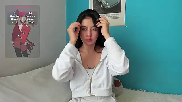 Snapshot of -EMILY_SWAN- chatting on November 14, 9:02 pm -EMILY SWAN- online show from November 14, 9:02 pm